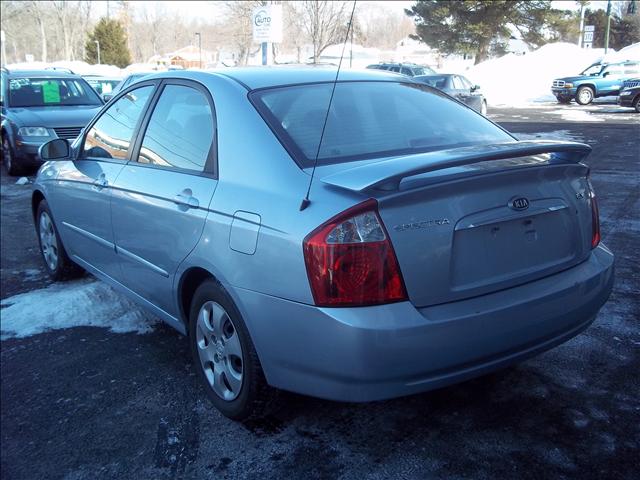 Kia Spectra 2006 photo 4