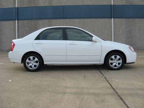 Kia Spectra 2006 photo 2