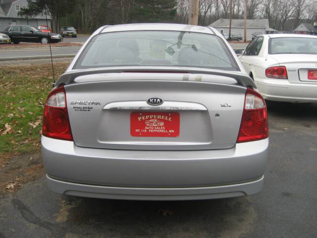 Kia Spectra 2006 photo 4