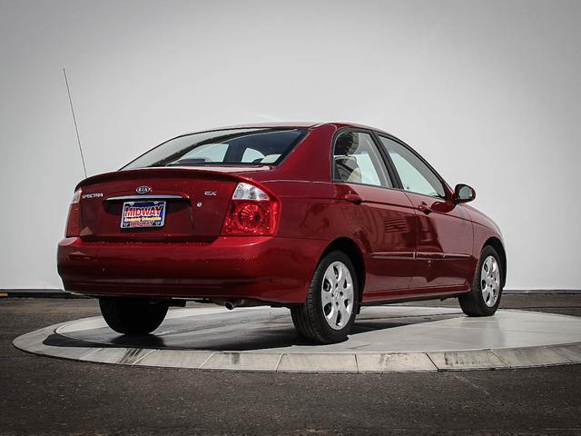 Kia Spectra 2006 photo 2