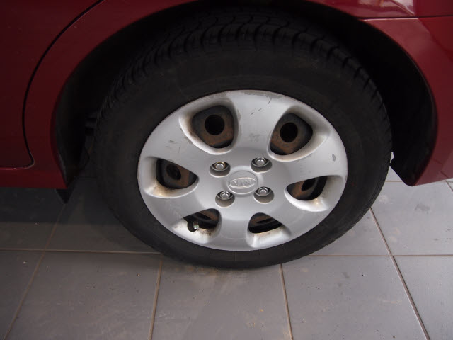 Kia Spectra 2006 photo 2