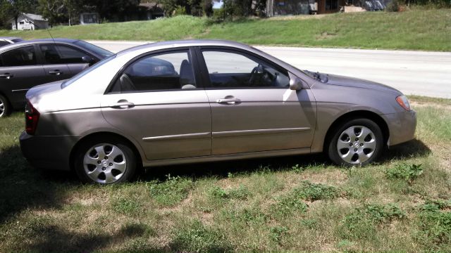 Kia Spectra 2006 photo 1