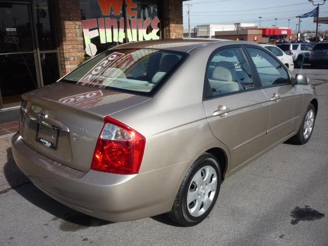 Kia Spectra 2006 photo 4