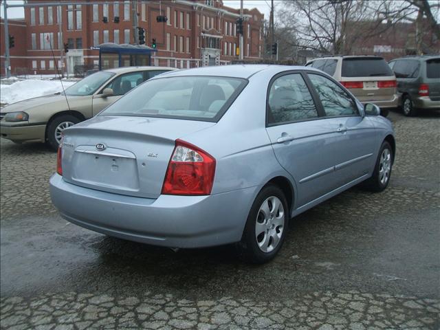 Kia Spectra 2006 photo 2