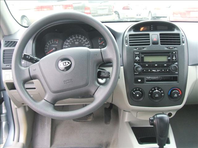 Kia Spectra 2006 photo 5