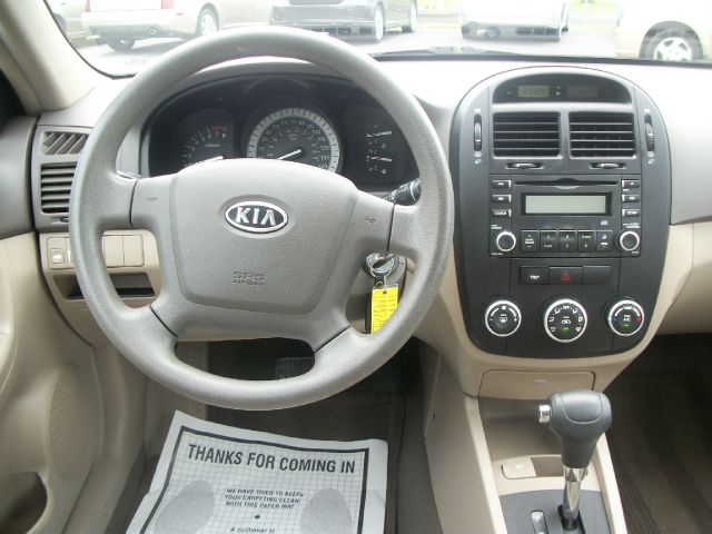 Kia Spectra 2007 photo 10