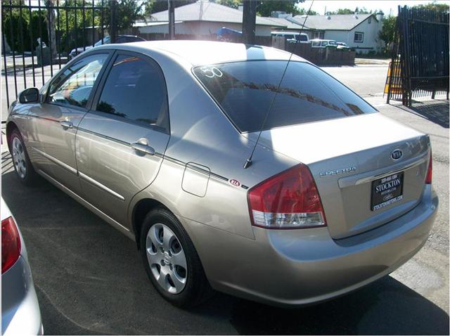 Kia Spectra 2007 photo 3