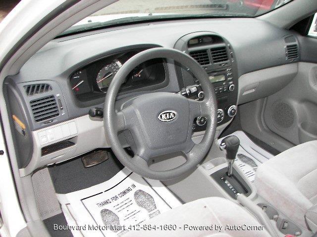 Kia Spectra 2007 photo 3