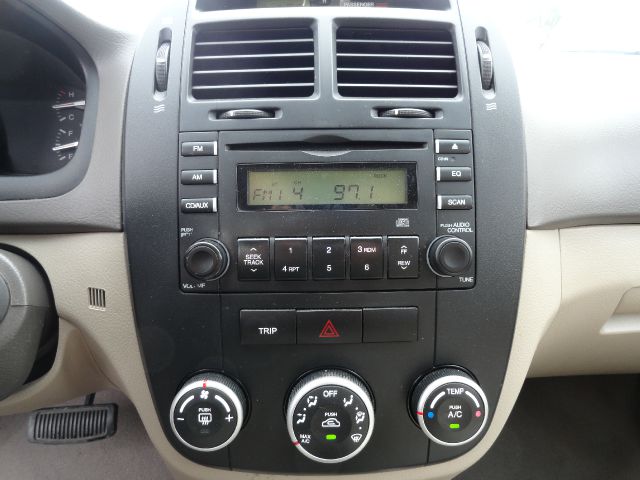 Kia Spectra 2008 photo 2