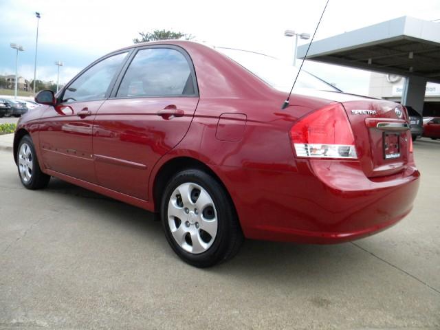 Kia Spectra 2008 photo 4