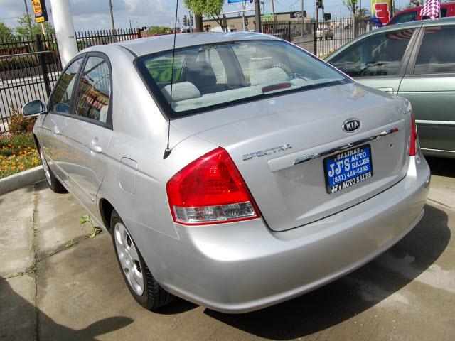 Kia Spectra 2008 photo 2