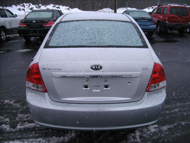 Kia Spectra 2008 photo 2