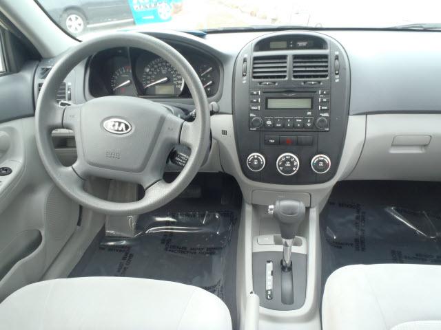 Kia Spectra 2008 photo 4