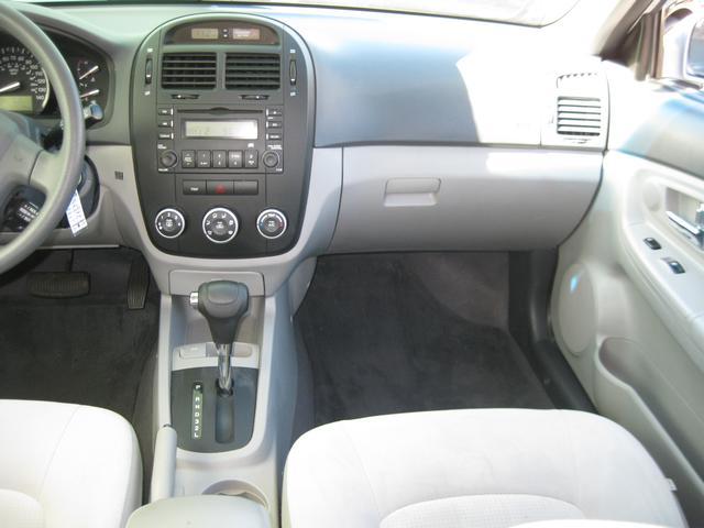 Kia Spectra 2009 photo 3