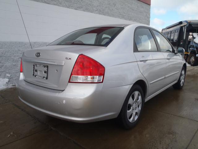 Kia Spectra 2009 photo 2