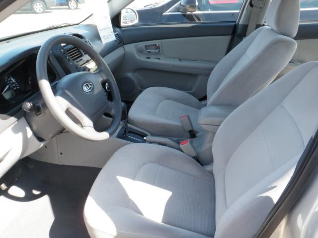 Kia Spectra 2009 photo 2