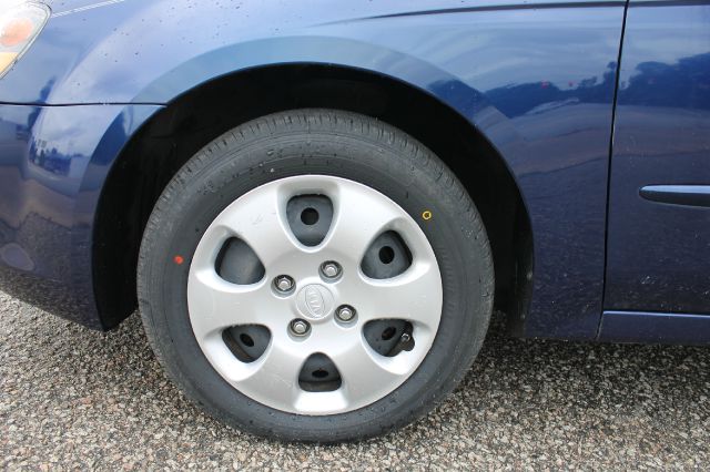 Kia Spectra 2009 photo 2