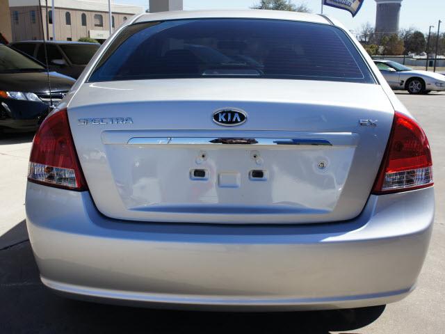 Kia Spectra 2009 photo 2