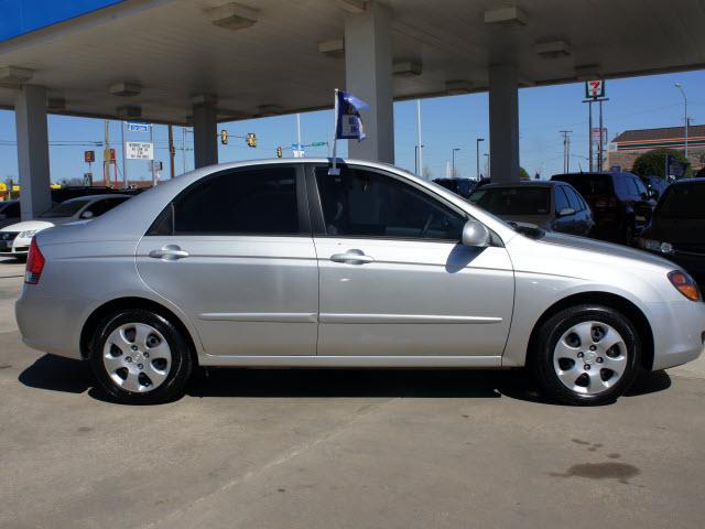 Kia Spectra 2009 photo 4
