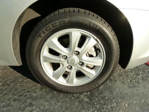 Kia Spectra 2009 photo 2