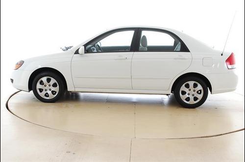Kia Spectra Sedan 2.4L Automatic FWD Other