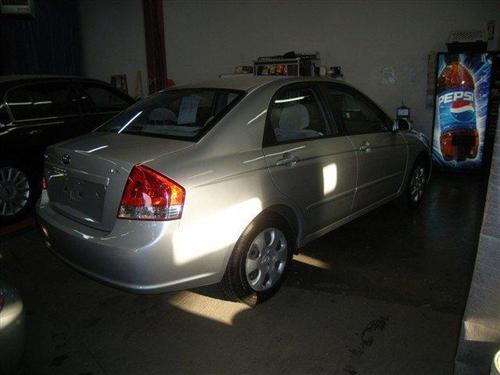 Kia Spectra 2009 photo 3