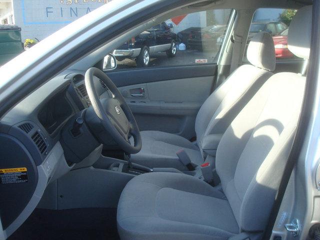 Kia Spectra 2009 photo 2