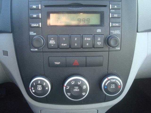 Kia Spectra 2009 photo 4