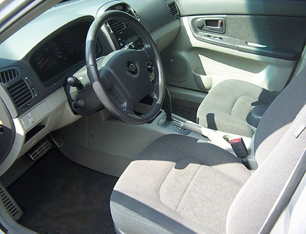 Kia Spectra5 Base Hatchback