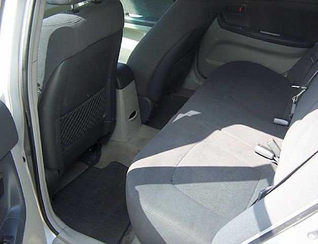 Kia Spectra5 2005 photo 8