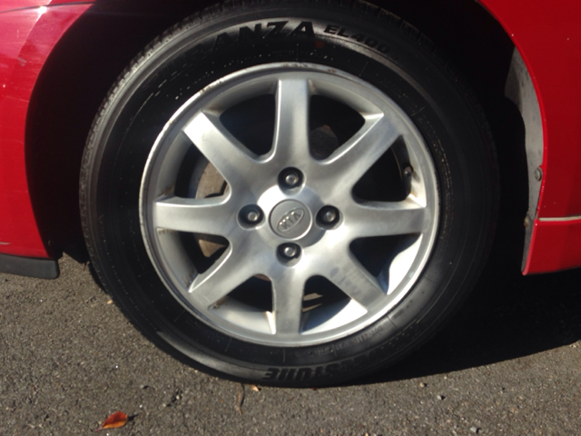 Kia Spectra5 2006 photo 4