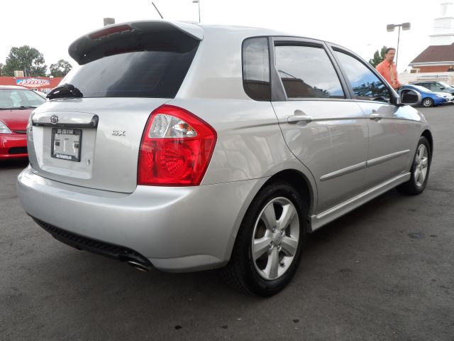 Kia Spectra5 2008 photo 1