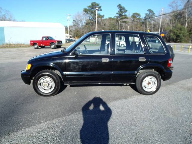 Kia Sportage Base Sport Utility