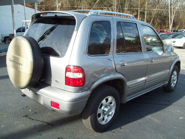 Kia Sportage Crew Denali SUV