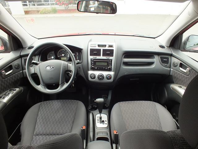Kia Sportage 2008 photo 17