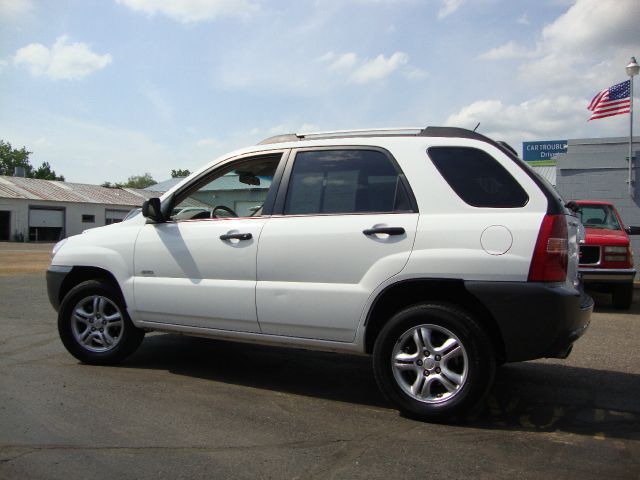 Kia Sportage 2008 photo 2