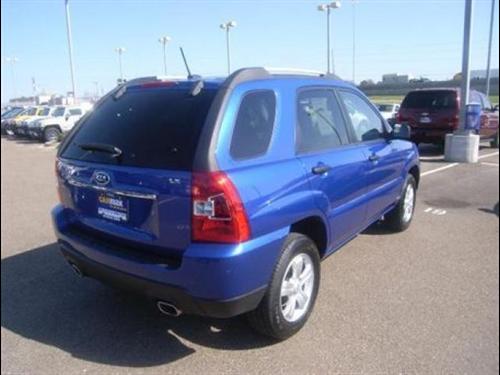 Kia Sportage Elk Conversion Van Other