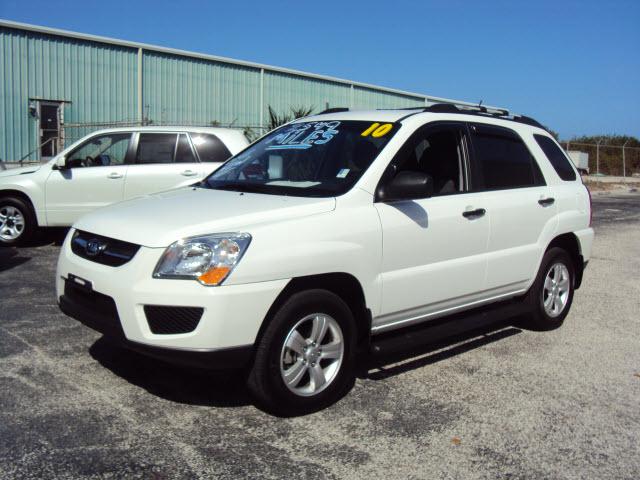 Kia Sportage 2010 photo 1