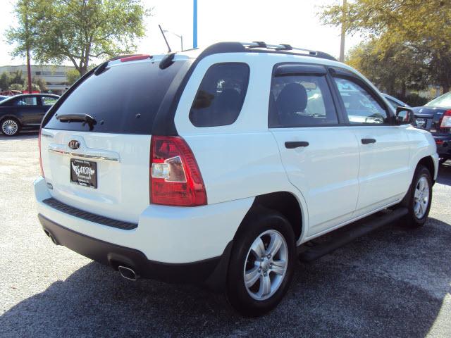 Kia Sportage 2010 photo 2