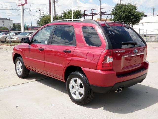 Kia Sportage 2010 photo 2