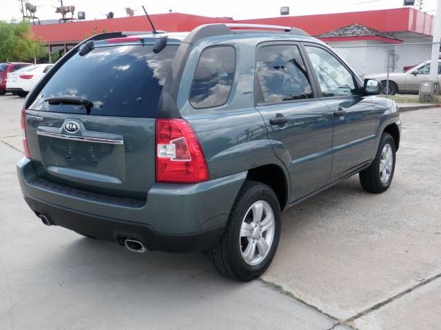 Kia Sportage 2010 photo 3