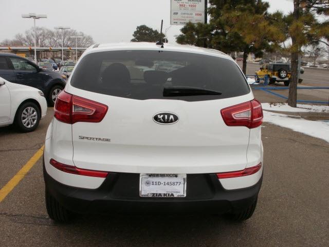 Kia Sportage 2011 photo 1
