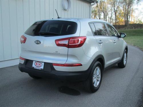 Kia Sportage 2011 photo 2