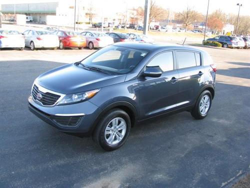 Kia Sportage 2011 photo 2