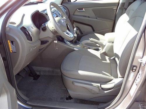 Kia Sportage 2011 photo 1