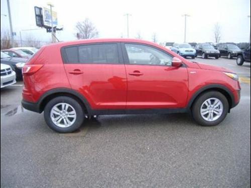 Kia Sportage 2011 photo 2