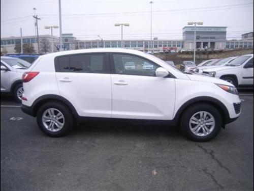 Kia Sportage 2011 photo 2