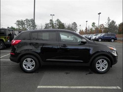 Kia Sportage 2011 photo 2