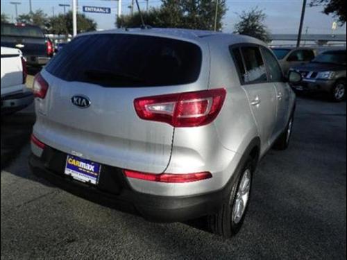 Kia Sportage 2011 photo 4