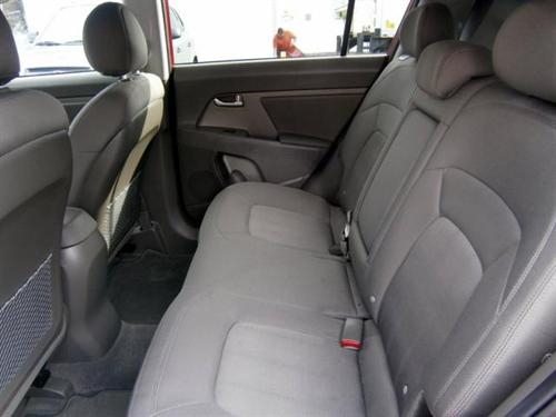 Kia Sportage 2011 photo 2